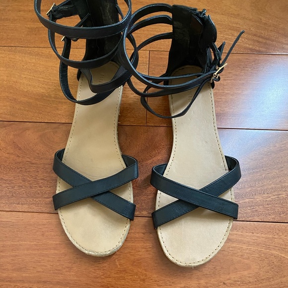 Forever 21 Sandals - Picture 3 of 4